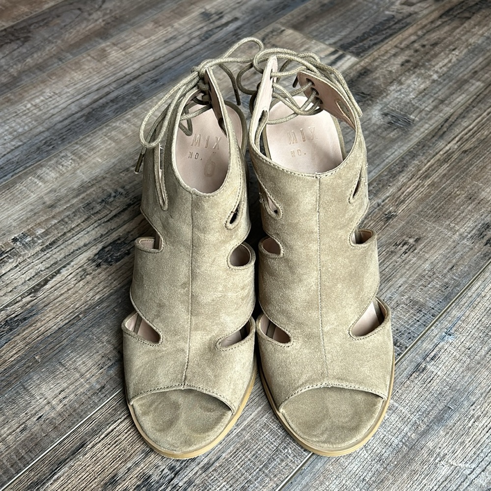 Mix No. 6 Iteli Suede Shoes